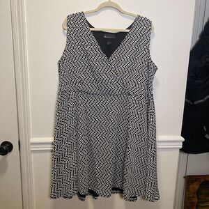Mod Minimalist Lane Bryant Black White Geometric Sleeveless Fit & Flare Dress 24